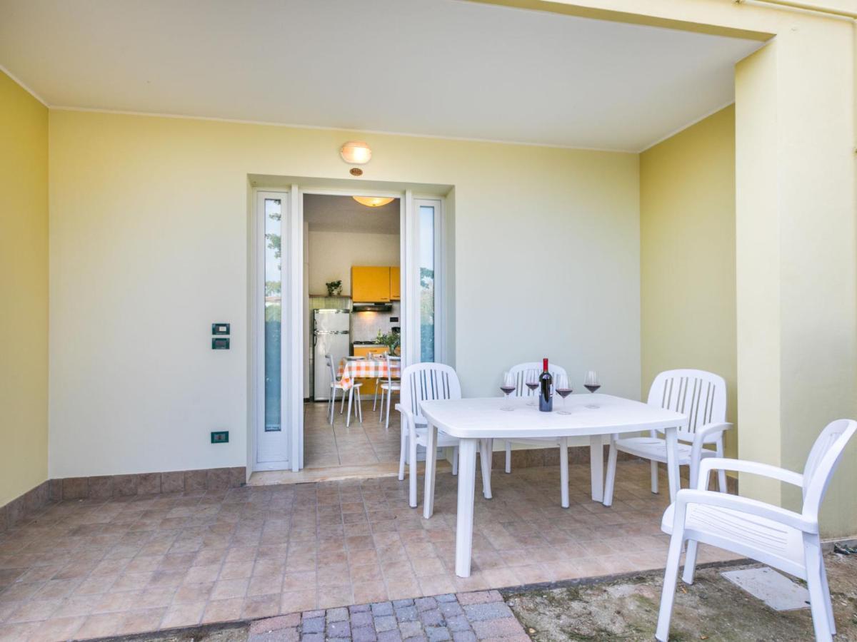 Apartment Robinia-Pinetine-4 By Interhome Duna Verde Eksteriør billede